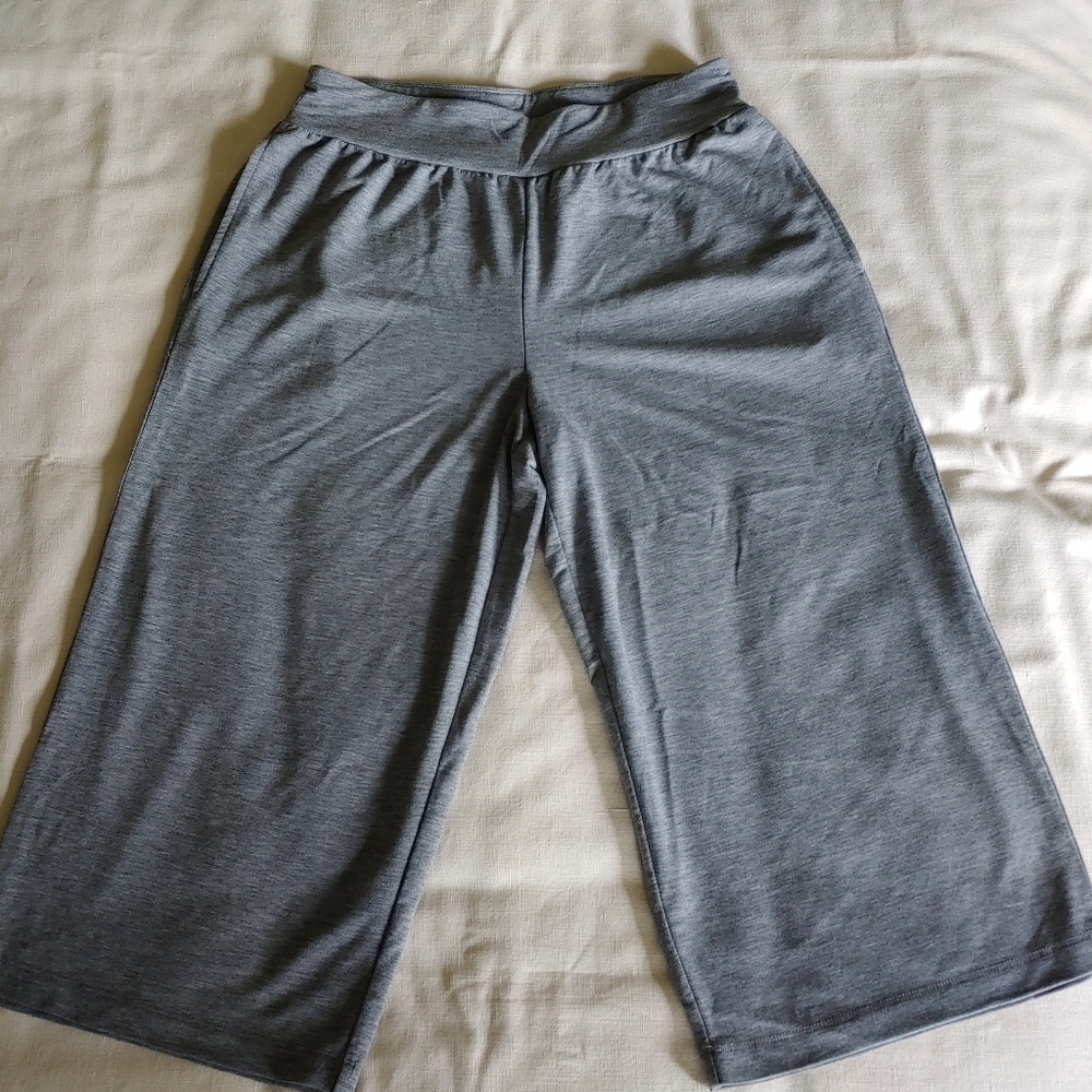 S Petite -lightweight crop pants